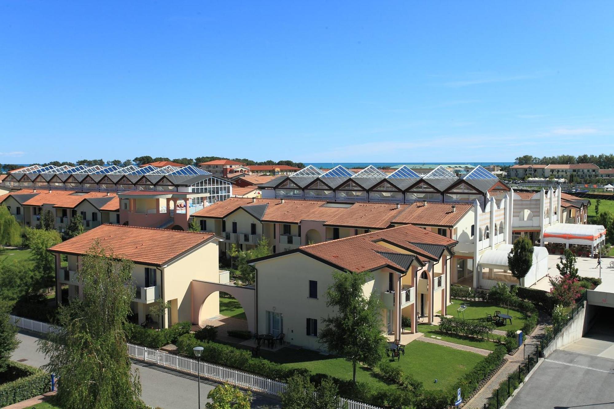 Altanea Residences Con Piscina