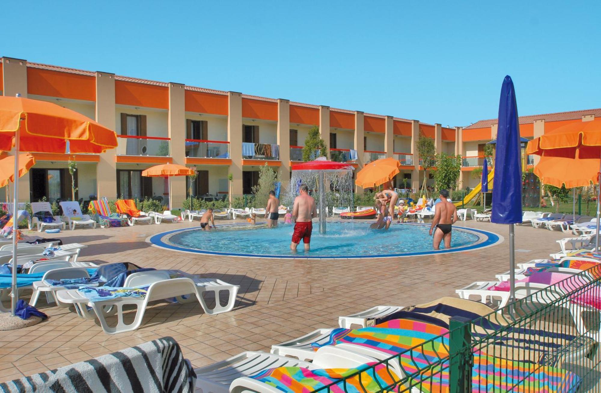 Altanea Residences Con Piscina Apartment