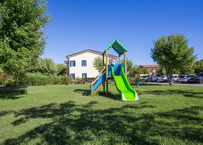 Altanea Residences Con Piscina